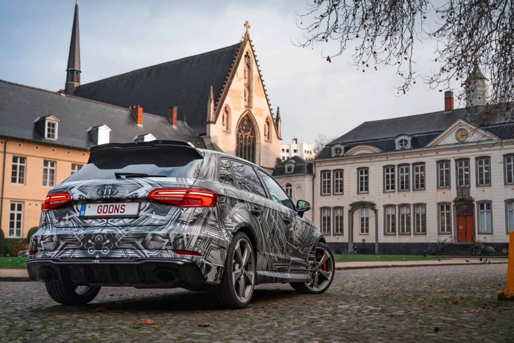 Covering de voiture audi sport